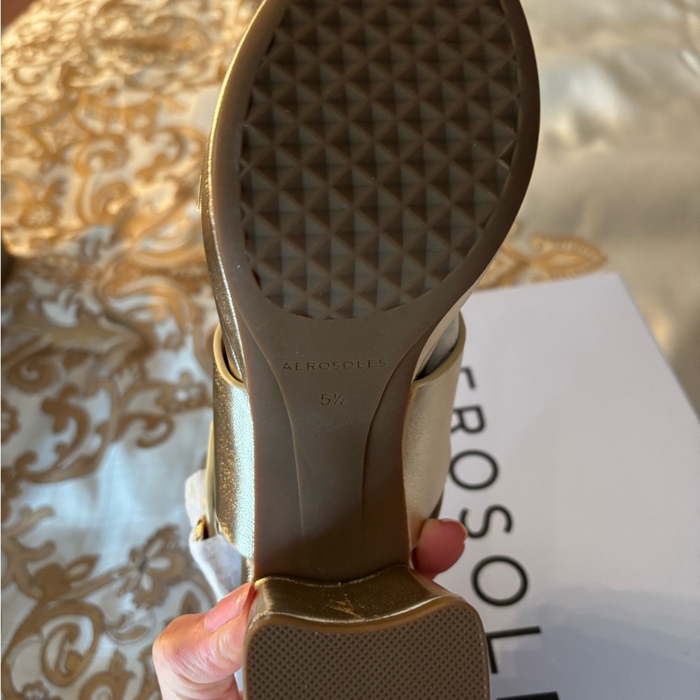 Aerosoles Camera Sandal - Picture 8 of 8